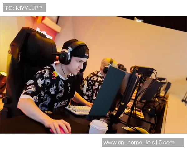 V5在CSGO比赛中的盯防策略分析与成败得失探讨 V5在CSGO比赛中的盯防策略分析与成败得失探讨