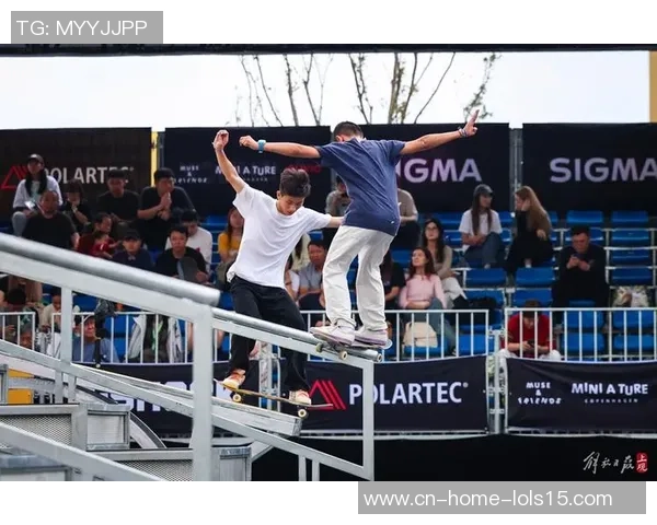 上海极限运动队在世界街舞大赛中以51分领跑积分榜展现强劲实力 上海极限运动队在世界街舞大赛中以51分领跑积分榜展现强劲实力