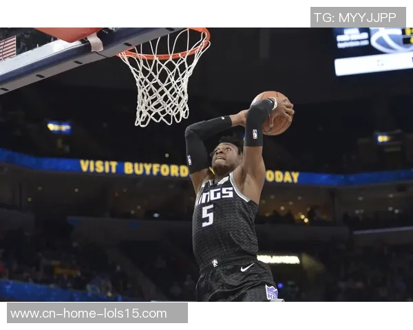 德阿隆福克斯带领国王崛起成NBA新星的奋斗历程与未来展望